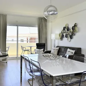 https://luxury-torremolinos-vistas-al-mar.1costadelsol.com